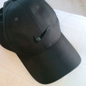 NIKE dri-fit hat